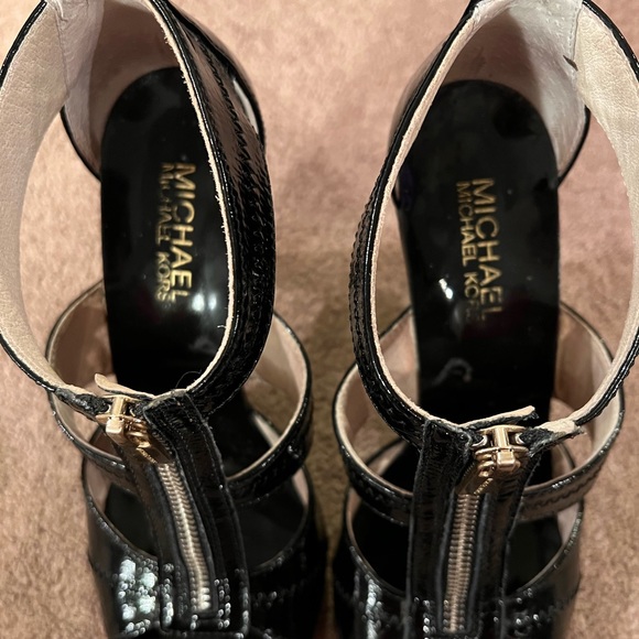 Michael Kors heels - Picture 3 of 7